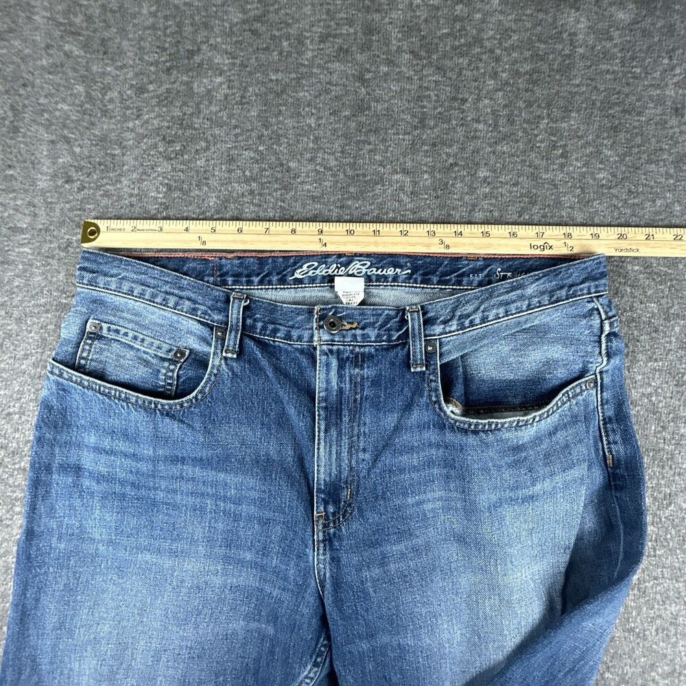 Eddie Bauer Jeans Mens Sz 38x32 Blue Denim Classic Fit Straight Leg Cotton - Picture 6 of 8